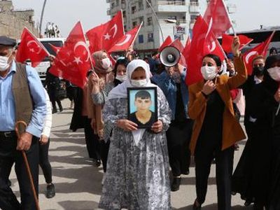 Şırnak’ta Yapılan HDP Önündeki Eylemlerde 30'uncu Haftaya Girildi