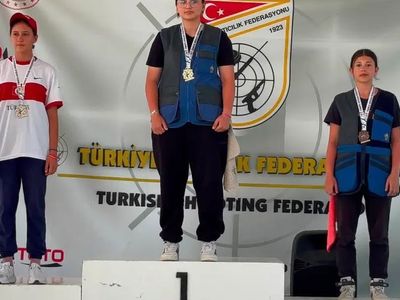 Sivaslı atıcılar 2 madalya ile döndü