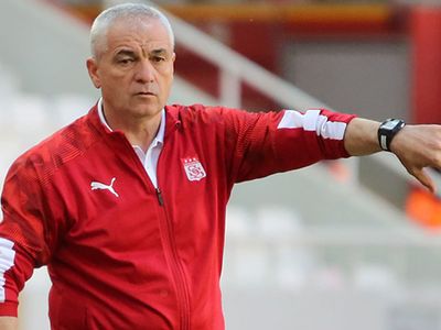 Sivasspor Teknik Direktörü Rıza Çalımbay Beşiktaşlı Oğuzhan Özyakup'un Transferi Hakkında Konuştu!