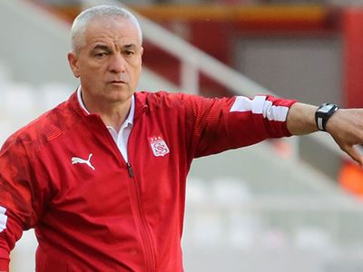 Sivasspor teknik direktörü Rıza Çalımbay, Fatih Karagümrük'ün hocası Volkan Demirel'in küfür iddiaları hakkında konuştu!