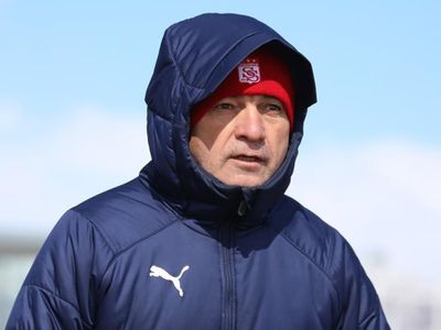 Sivasspor Teknik Direktörü Rıza Çalımbay, maça gelmeyen taraftarlarına sitem etti!