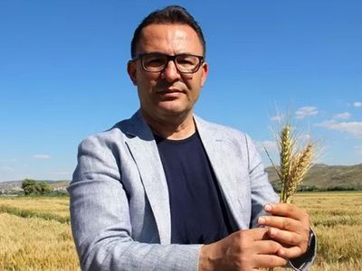 Sivas’ta devrim niteliğinde çalışma! Buğdayların verimi artacak, çiftçinin üretim maliyetlerini azaltacak!