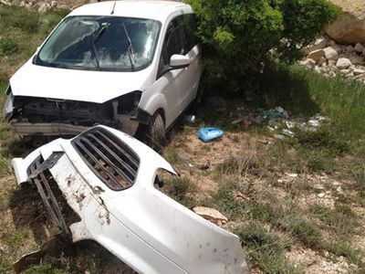 Sivas’ta Şarampole Uçan Araçtaki 1’i Bebek 6 Kişi Yaralandı