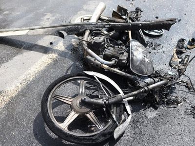 Siverek'te 4 Kişinin Bulunduğu Motosiklet Kaza Yaptı