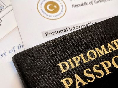 Siyah Pasaport Nedir, Kimlere Verilir?