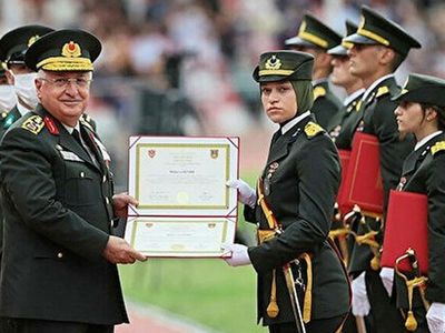 Siz Onu Bir De Öğretmenlerinden Dinleyin: Gurur Kaynağımız Müberra Öztürk!