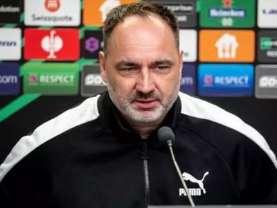 Slavia Prag'da Jindrich Trpisovsky'den Fenerbahçe Açıklaması!
