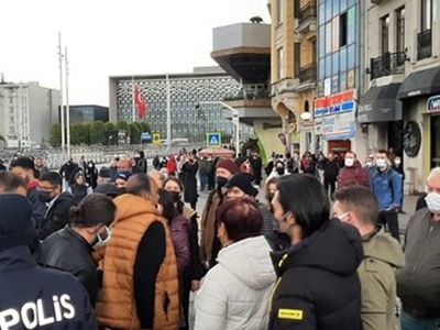 Son Dakika Atatürk’ü Anma Töreninde Vatandaştan CHP’ye Sert Tepki; Siz Hainsiniz!