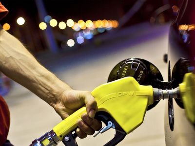 Son dakika: Benzin ve motorin fiyatlarında indirim gerçekleşti