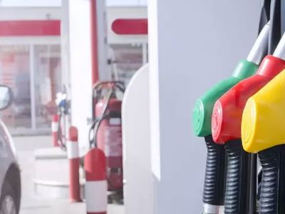 Son dakika: Benzine 57, motorine 1 lira 44 kuruş zam yapıldı!