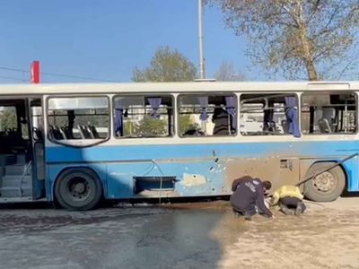 Son dakika: Bursa'da infaz koruma memurlarını taşıyan otobüste patlama!