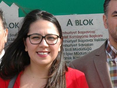 Son Dakika: CHP'de Yaprak Dökümü! Saliha Sera Kadıgil Sütlü İstifa Etti