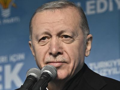 Cumhurbaşkanı Erdoğan'dan altılı masaya gönderme: Şu an hiçbiri parlamentoda yok