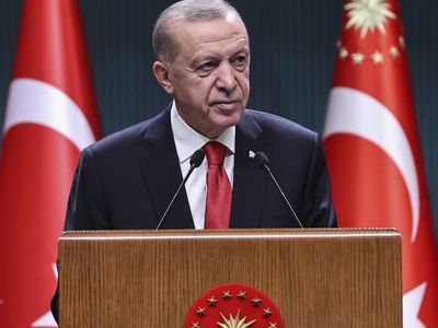 Cumhurbaşkanı Erdoğan toplantıda açıkladı: Türkiye uçak gemisi yapacak!