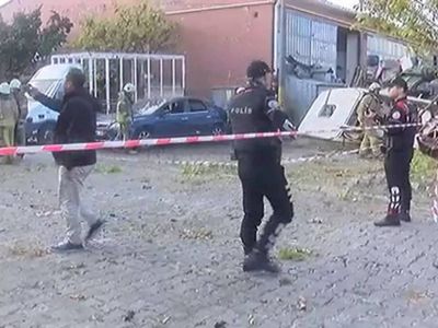 Son dakika haberi: İkitelli Esenler Sanayi Sitesi'nde patlama! Ölü ve yaralılar var