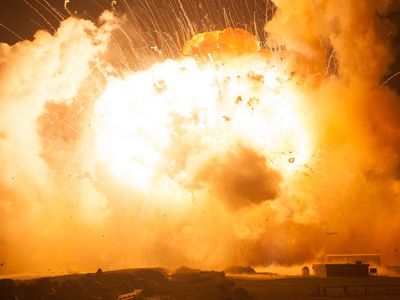 Son dakika: Irak'ta Patlama: Ölü ve Yaralılar Var!