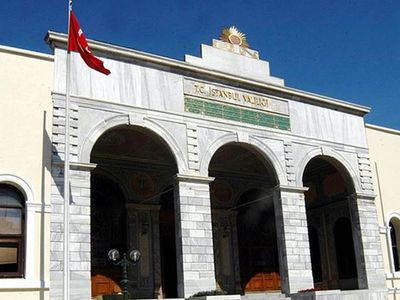 Son Dakika: İstanbul Valiliği'nden Kadıköy'deki Yurt Eylemlerine İlişkin Açıklama!