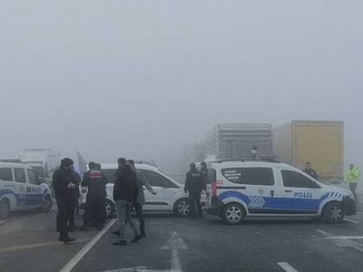 Son Dakika! Konya'da askeri araç Tır'a çarptı: Şehit ve yaralılar var
