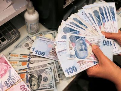 Son dakika! Kur korumalı Türk lirası mevduat hesapları için ilk ödemeler gerçekleştirildi