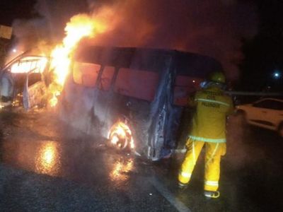 Son Dakika: Meksika'da Yaşanan Trafik Kazasında 12 Kişi Yanarak Hayatını Kaybetti!