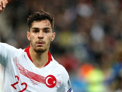 Son dakika Milli futbolcu Kaan Ayhan EURO 2020 Sonrası Galatasaray İle Anlaştı