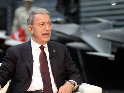 Son Dakika! Milli Savunma Bakanı'ndan kritik görüşme: Ukrayna Altyapı Bakanı Aleksandr Kubrakov ile bir araya geldi!