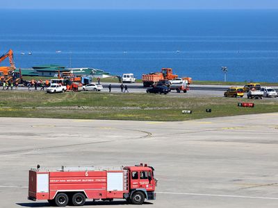 Son Dakika: Trabzon Havalimanı'nda Bomba Paniği!