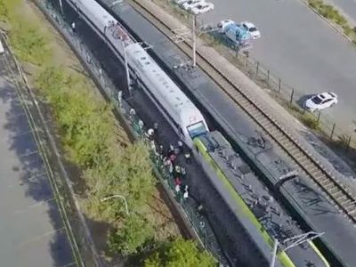 Son Dakika: Tuzla'da Facianın Eşiğinden Dönüldü! İki Tren Kafa Kafaya Geldi