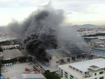 Son Dakika: Ümraniye Dudullu’da  Korkutan Yangın