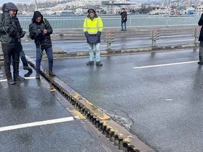 Son dakika: Unkapanı köprüsü bağlantı noktalarında bir ayrılma daha meydana geldi