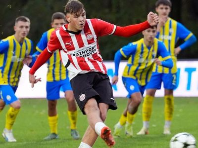 Son gülen PSV