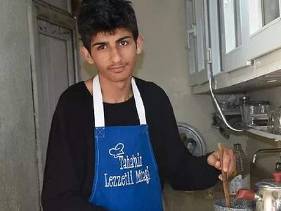 Sosyal medya fenomeni Taha Duymaz'ı görenler tanıyamıyor! Estetikle bambaşka biri olan Duymaz'ın kepçe kulak açıklaması herkesi şaşırttı!