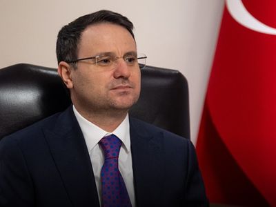 Sosyal Medyada Gerçek Kimlik Dönemi Başlıyor: Hakaret ve İtibar Suikastı Cezasız Kalmayacak