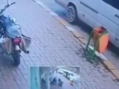 Sosyal Medyadaki Bu Görüntüler İnsanlık Ölmüş Dedirtti!