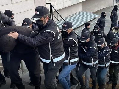 Sosyal Medyada Silahlı Paylaşım Yapanlara Operasyon