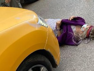 Sosyal Medya’da Ünlü Olmak İsteyen Genç Kadın Defalarca İntihar Girişiminde Bulundu!