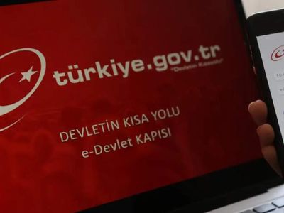 Soyadı değişikliği nasıl yapılır? Mahkemesiz E-Devlet ile isim soyisim değiştirme başvuru işlemleri