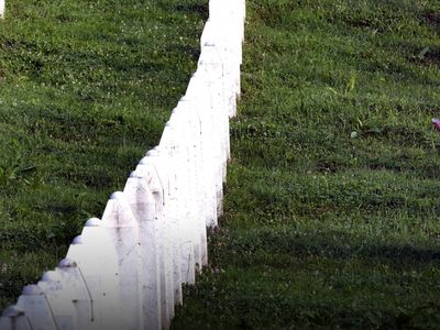 Srebrenitsa'da 31 yıldır 1000'den fazla kurban kayıp: Kimliği belirlenen 10 kişi daha toprağa veriliyor