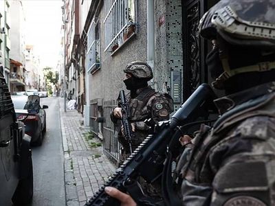 Suç örgütleri ‘Kafes’e alındı: 9 ilde dev operasyon! 61 kişi gözaltında
