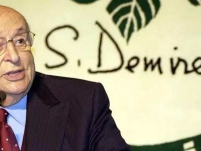 Süleyman Demirel kimdir? Süleyman Demirel ne zaman, kaç yaşında öldü? Türkiye Cumhuriyeti'nin 9. Cumhurbaşkanı Süleyman Demirel ölüm yıl dönümü