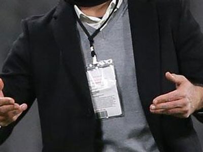 Süper Lig ekiplerinden Fatih Karagümrük'te Teknik Direktör Volkan Demirel ile yollar ayıldı!