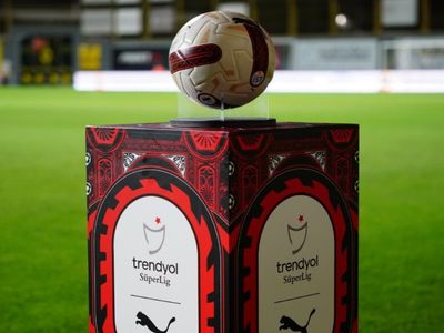 Süper Lig’de 2. hafta maçları başlıyor: İşte haftanın hakemleri