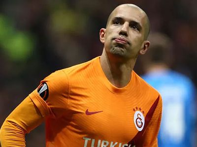 Süper Lig'de oynanacak olan Fenerbahçe- Galatasaray derbisinde Sofiane Feghouli'nin durumu belli oldu!