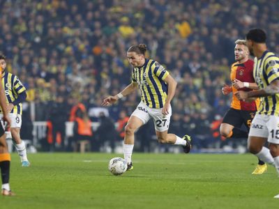 Süper Lig’de süper final: Galatasaray ile Fenerbahçe karşı karşıya gelecek