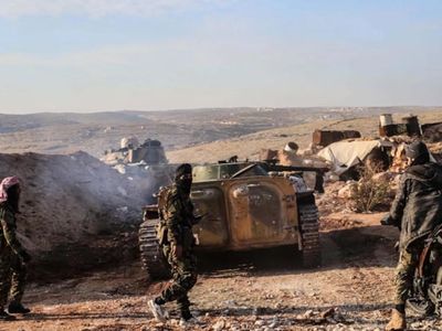 Suriye'de hareketli anlar: İsyancı gruplar Halep'e yaklaştı