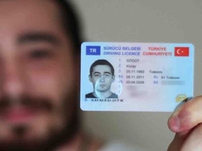 Sürücü belgesi nasıl alınır? Sürücü belgesi alabilmek için izlemeniz gereken 4 yol