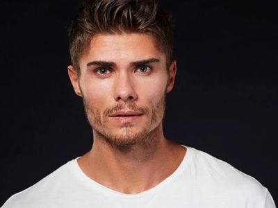 Survivor All Star 2022’in İlk Bölümünde Korku Dolu Anlar: Barış Murat Yağcı’nın Çığlıkları Dominik’i İnletti!