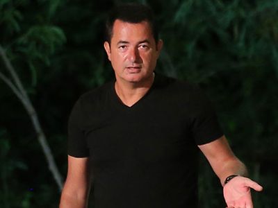 Survivor Yarışmacısı Atakan Işıktutan'dan Gelen Kötü Haberi Acun Ilıcalı Ada Konseyinde Duyurdu