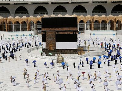 Suudi Arabistan 2 Milyon Umrecinin Kabul Edileceğini Açıkladı