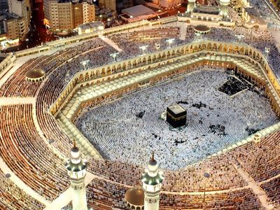Suudi Arabistan Tedbirleri Gevşetiyor! Mescid-i Haram ve Mescid-i Nebevi Tam Kapasite İbadete Açılacak
